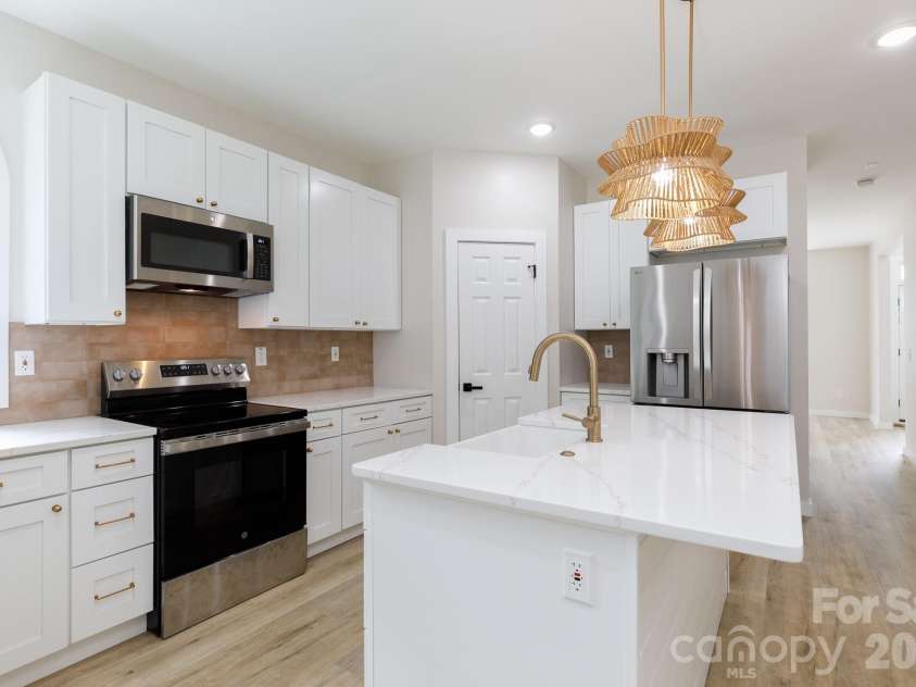 2544 Barrington Court, Rock Hill, SC 29732.  MLS# CAR4392715, YatesRealty ID 29549. 