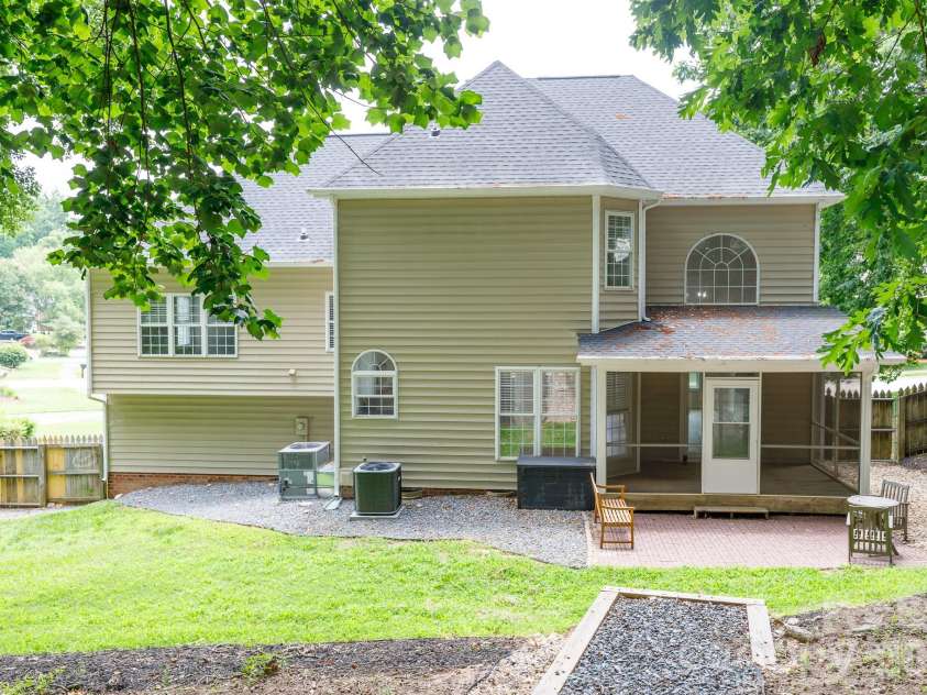 2544 Barrington Court, Rock Hill, SC 29732.  MLS# CAR4392715, YatesRealty ID 29549. 
