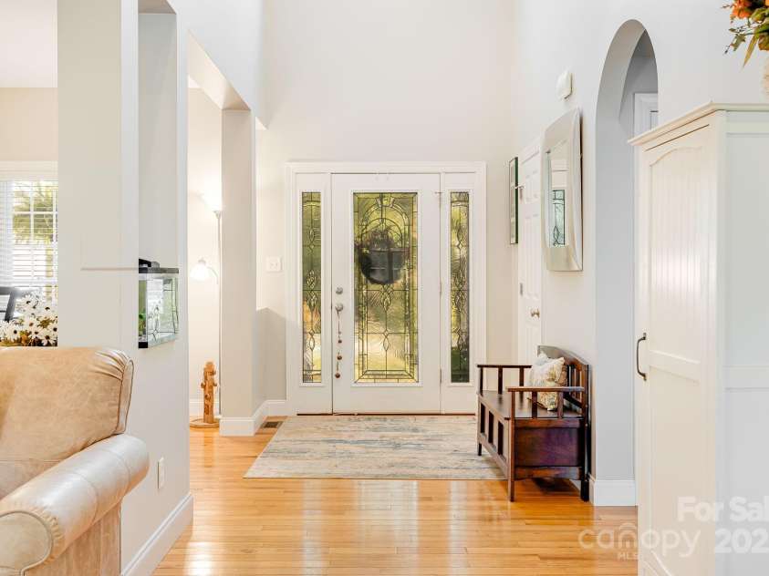 600 Vista Falls Road, Mills River, NC 28759.  MLS# CAR4178786, YatesRealty ID 29549. 