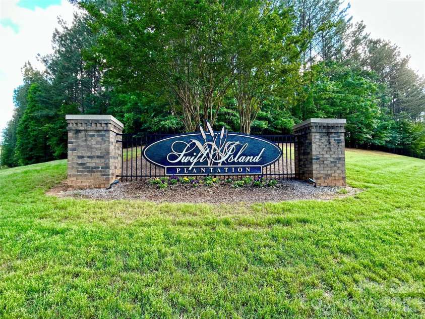 129 Water Oak Way, Mount Gilead, NC 27306.  MLS# CAR4351475, YatesRealty ID 2955. 