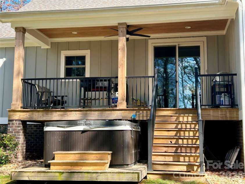 129 Water Oak Way, Mount Gilead, NC 27306.  MLS# CAR4351475, YatesRealty ID 2955. 
