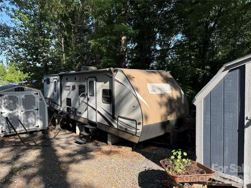 105/107 River Ridge Trail, Mount Gilead, NC 27306.  MLS# CAR4392378, YatesRealty ID 29550. 