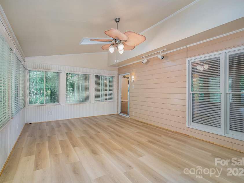 140 Rustic Way Lane, Mooresville, NC 28117.  MLS# CAR4272092, YatesRealty ID 29551. 
