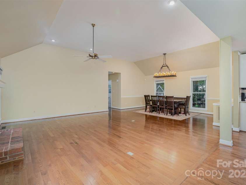 140 Rustic Way Lane, Mooresville, NC 28117.  MLS# CAR4272092, YatesRealty ID 29551. 