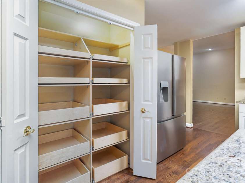 140 Rustic Way Lane, Mooresville, NC 28117.  MLS# CAR4272092, YatesRealty ID 29551. 