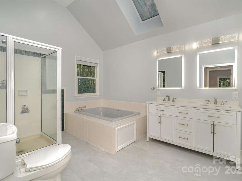 140 Rustic Way Lane, Mooresville, NC 28117.  MLS# CAR4272092, YatesRealty ID 29551. 