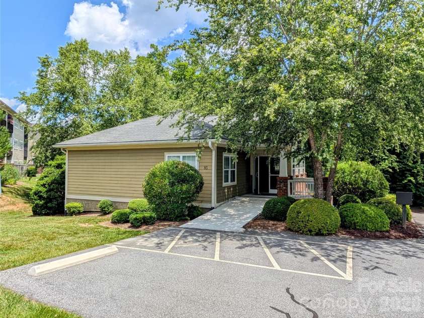 65 Foxden Drive, Fletcher, NC 28732.  MLS# CAR4389530, YatesRealty ID 29552. Club House