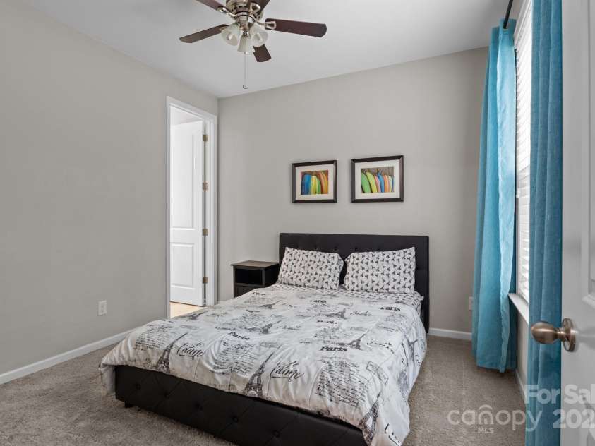 9426 Hightower Oak Street, Huntersville, NC 28078.  MLS# CAR4279151, YatesRealty ID 29552. Main level suite