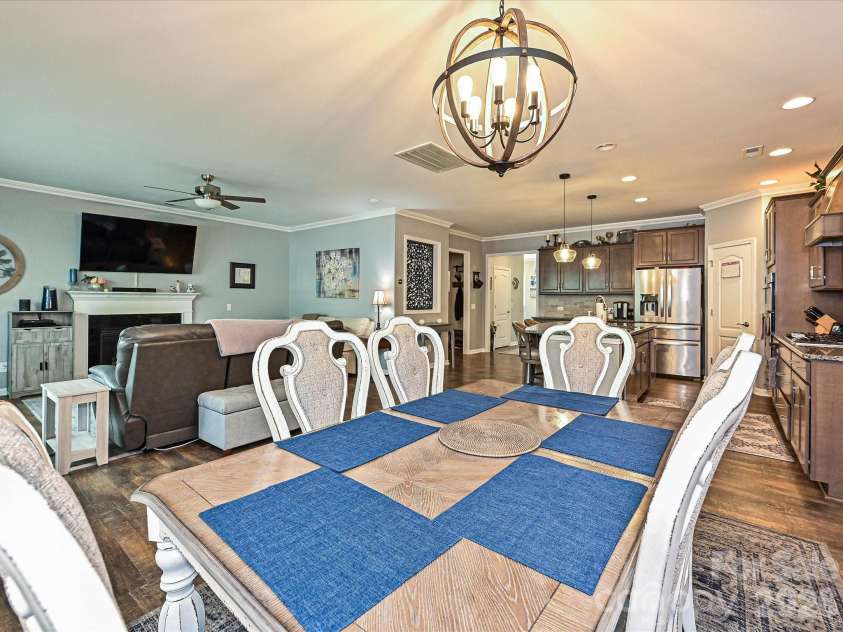 2614 Lochview Street, Fort Mill, SC 29715.  MLS# CAR4380385, YatesRealty ID 29553. Dining