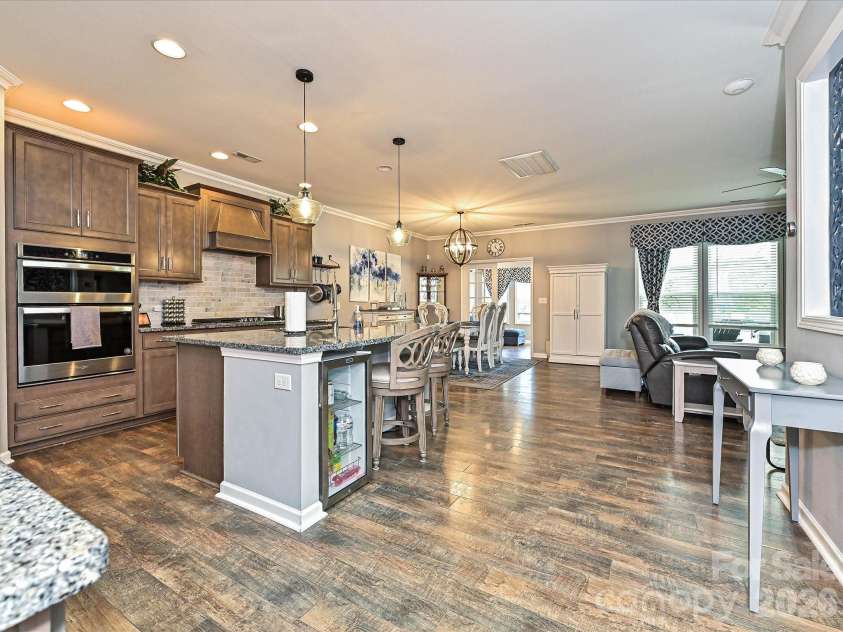 2614 Lochview Street, Fort Mill, SC 29715.  MLS# CAR4380385, YatesRealty ID 29553. Kitchen