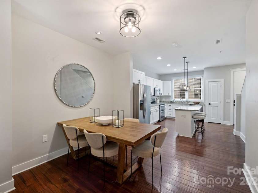 317 Tremont Avenue, Charlotte, NC 28203.  MLS# CAR4279625, YatesRealty ID 29553. 