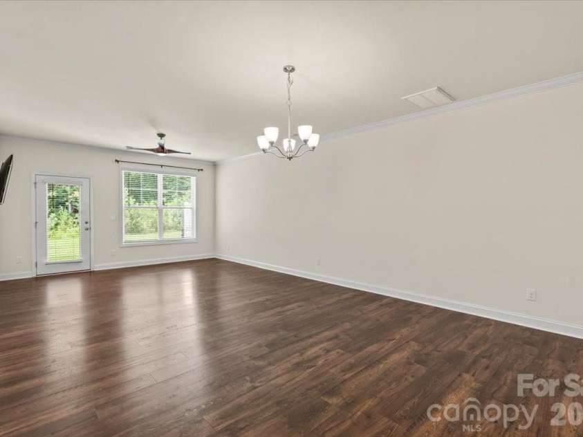 6040 Artigas Drive, Fort Mill, SC 29707.  MLS# CAR4390680, YatesRealty ID 29555. Can accommodate large furnishings