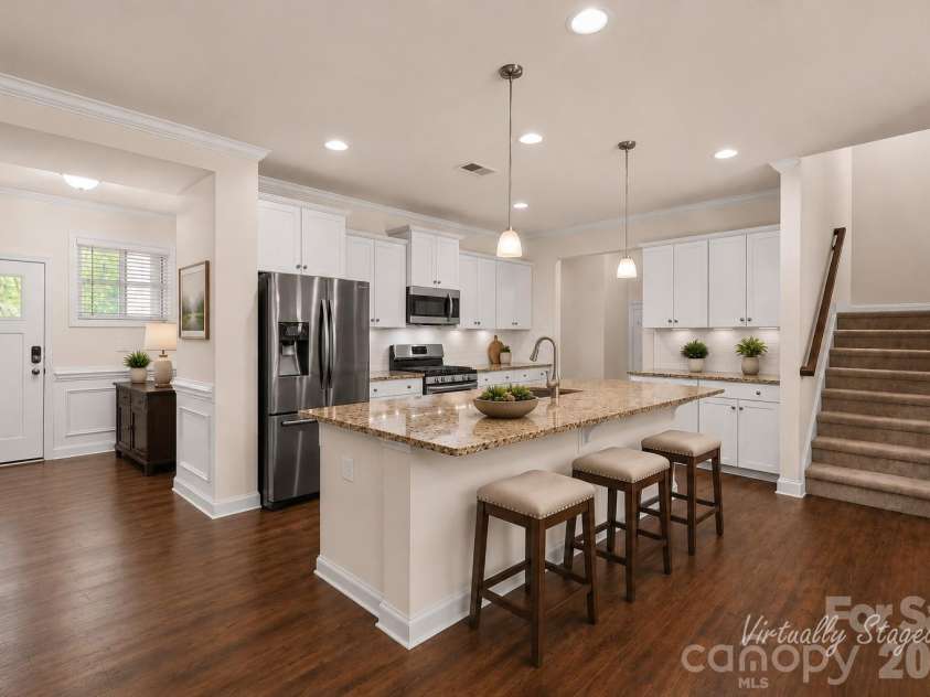 6040 Artigas Drive, Fort Mill, SC 29707.  MLS# CAR4390680, YatesRealty ID 29555. Everyone will gather here.