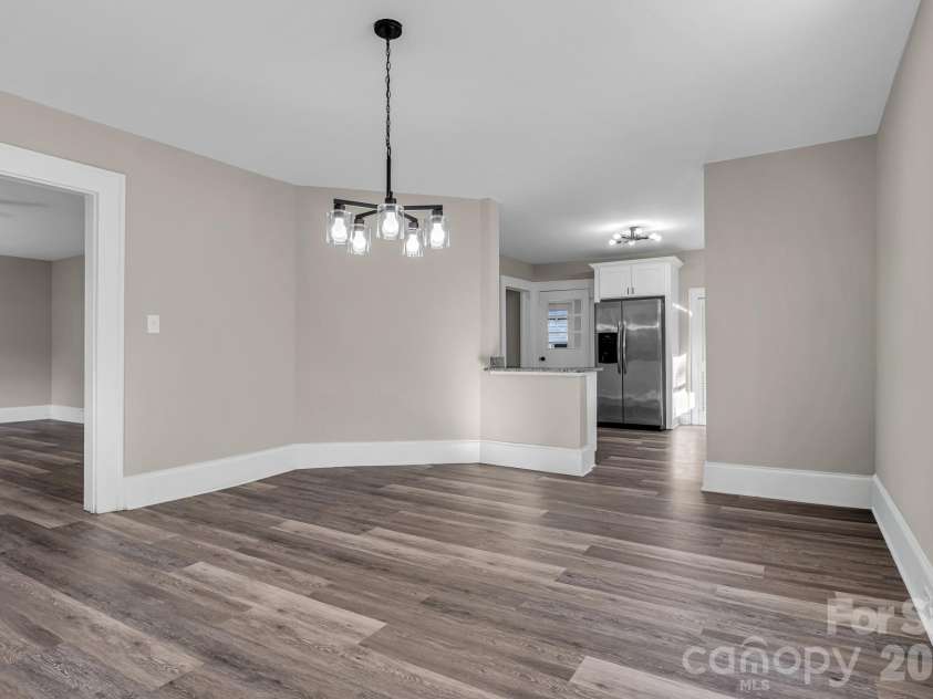 611 Carolina Avenue, Spencer, NC 28159.  MLS# CAR4388141, YatesRealty ID 29556. 