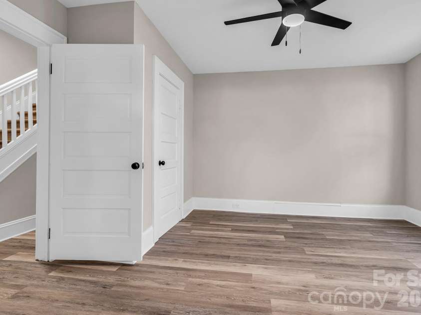 611 Carolina Avenue, Spencer, NC 28159.  MLS# CAR4388141, YatesRealty ID 29556. 