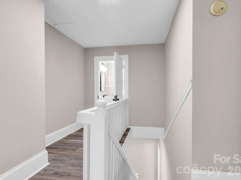 611 Carolina Avenue, Spencer, NC 28159.  MLS# CAR4388141, YatesRealty ID 29556. 