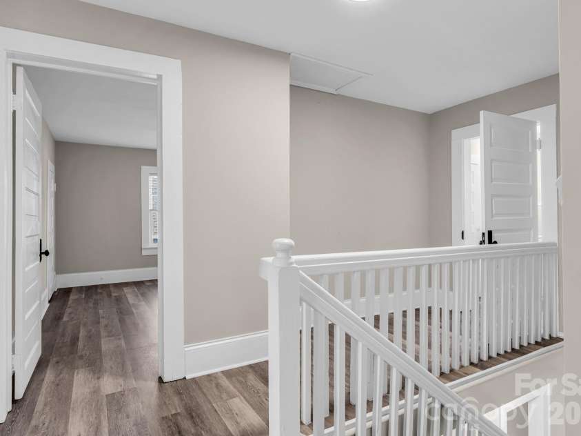 611 Carolina Avenue, Spencer, NC 28159.  MLS# CAR4388141, YatesRealty ID 29556. 