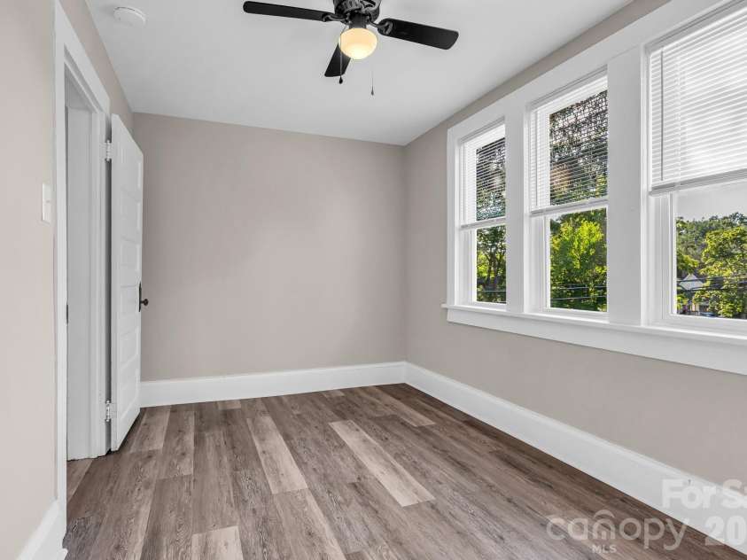 611 Carolina Avenue, Spencer, NC 28159.  MLS# CAR4388141, YatesRealty ID 29556. 