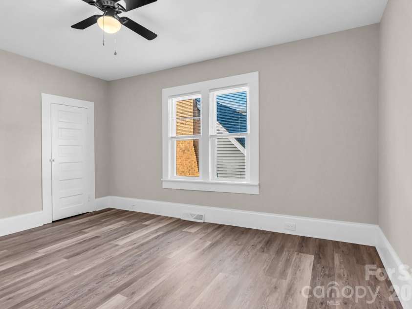 611 Carolina Avenue, Spencer, NC 28159.  MLS# CAR4388141, YatesRealty ID 29556. 