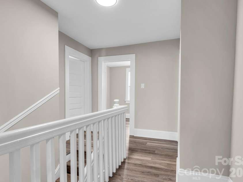 611 Carolina Avenue, Spencer, NC 28159.  MLS# CAR4388141, YatesRealty ID 29556. 