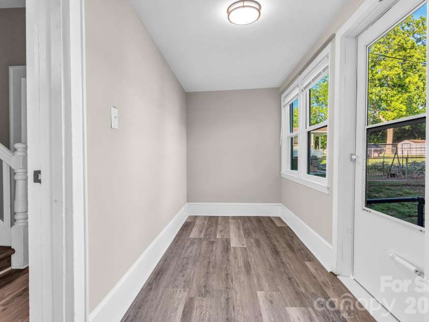 611 Carolina Avenue, Spencer, NC 28159.  MLS# CAR4388141, YatesRealty ID 29556. 