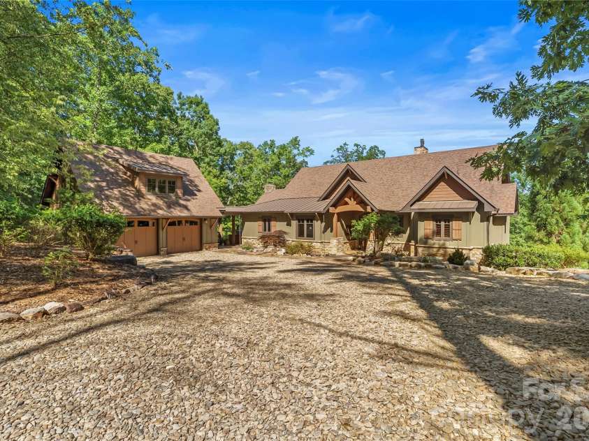 2087 Firestone Trail, Nebo, NC 28761.  MLS# CAR4390995, YatesRealty ID 29557. 
