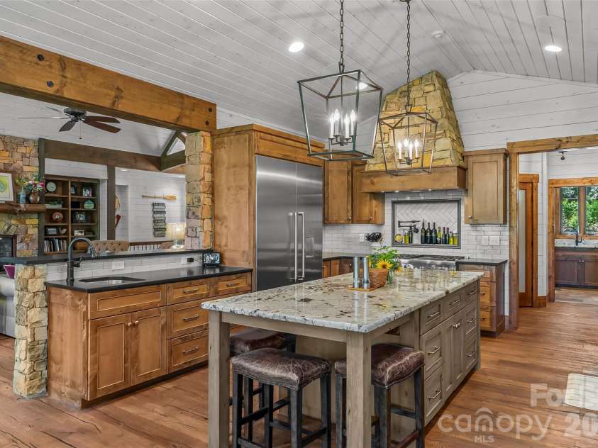 2087 Firestone Trail, Nebo, NC 28761.  MLS# CAR4390995, YatesRealty ID 29557. 