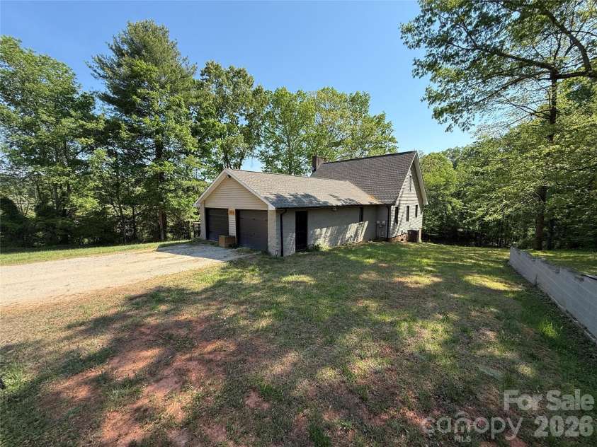 2922 Lovie Lane, Hudson, NC 28638.  MLS# CAR4368638, YatesRealty ID 29559. 