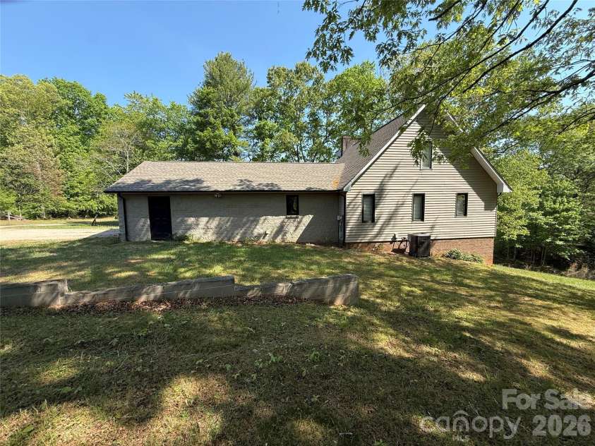 2922 Lovie Lane, Hudson, NC 28638.  MLS# CAR4368638, YatesRealty ID 29559. 