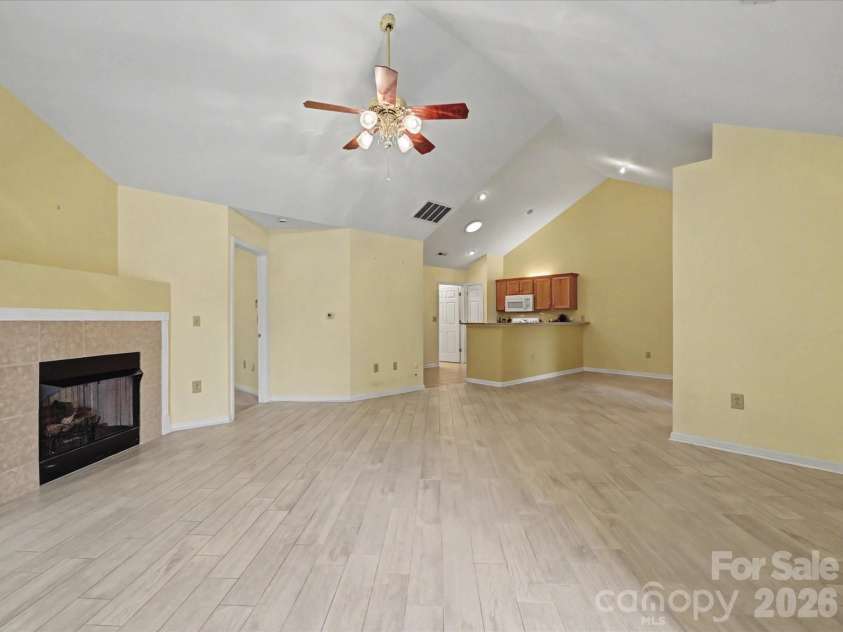 2804 Polo Club Boulevard, Matthews, NC 28105.  MLS# CAR4352515, YatesRealty ID 2956. 