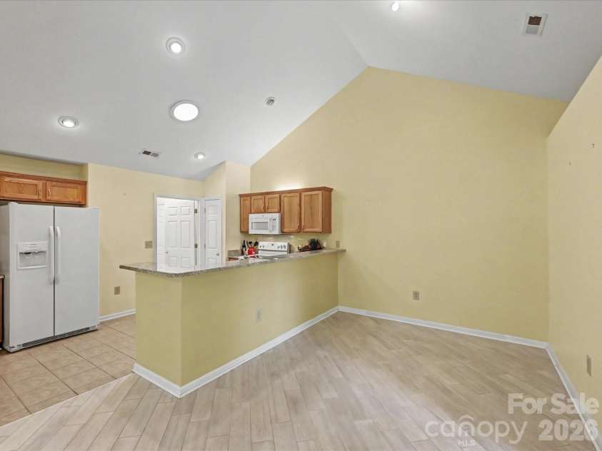 2804 Polo Club Boulevard, Matthews, NC 28105.  MLS# CAR4352515, YatesRealty ID 2956. 