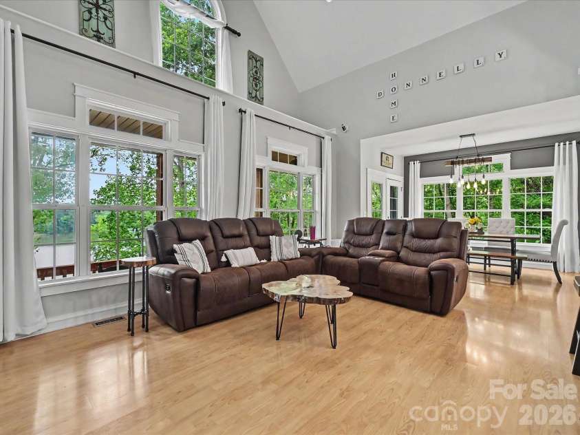 186 Valley 1 Drive, Winnsboro, SC 29180.  MLS# CAR4379312, YatesRealty ID 29560. Great Room