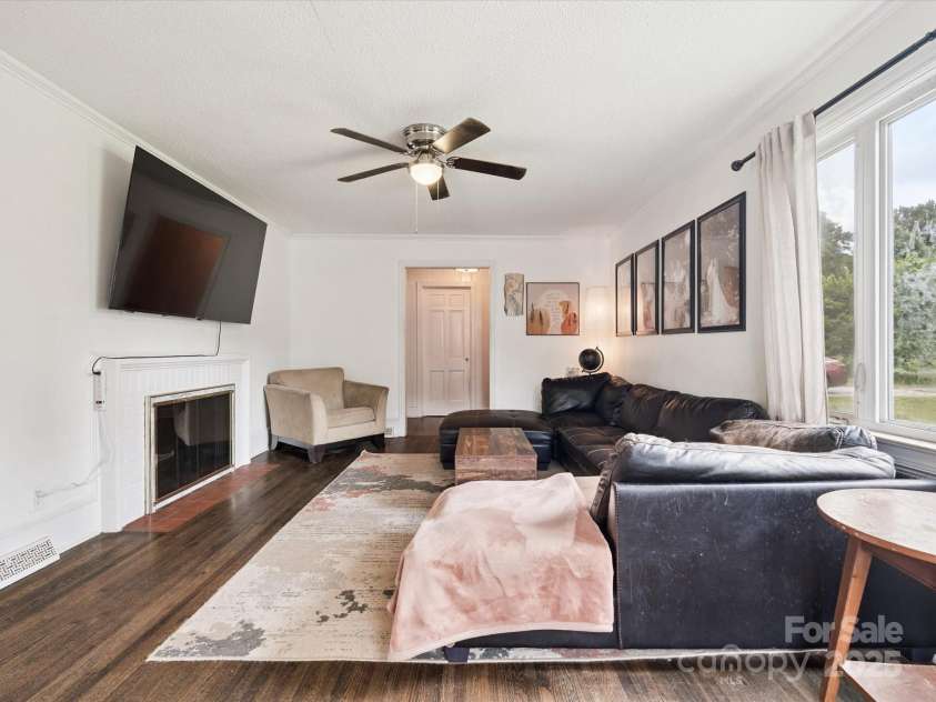 7210 Tuckaseegee Road, Charlotte, NC 28214.  MLS# CAR4285977, YatesRealty ID 29560. 