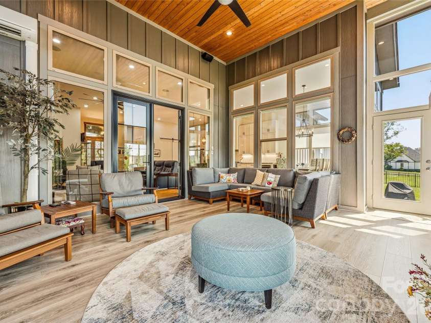 400 Samuel Drive, Mills River, NC 28759.  MLS# CAR4370587, YatesRealty ID 29561. 