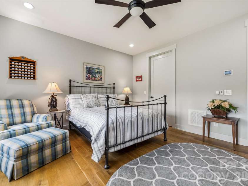 400 Samuel Drive, Mills River, NC 28759.  MLS# CAR4370587, YatesRealty ID 29561. 