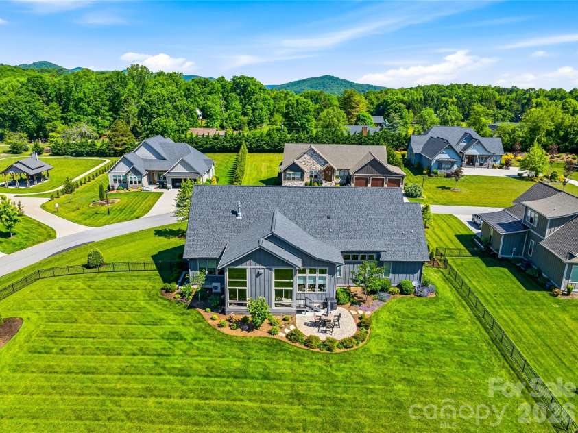 400 Samuel Drive, Mills River, NC 28759.  MLS# CAR4370587, YatesRealty ID 29561. 