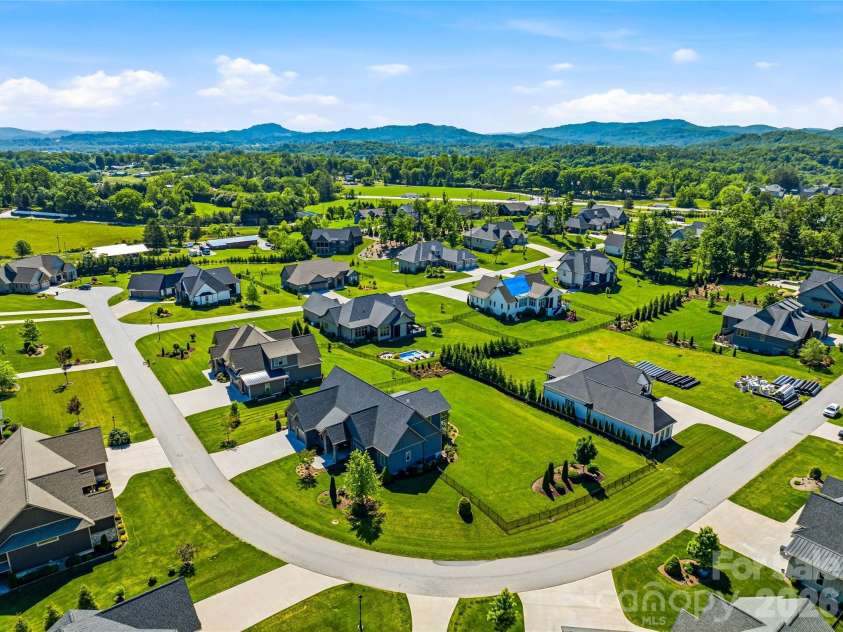 400 Samuel Drive, Mills River, NC 28759.  MLS# CAR4370587, YatesRealty ID 29561. 
