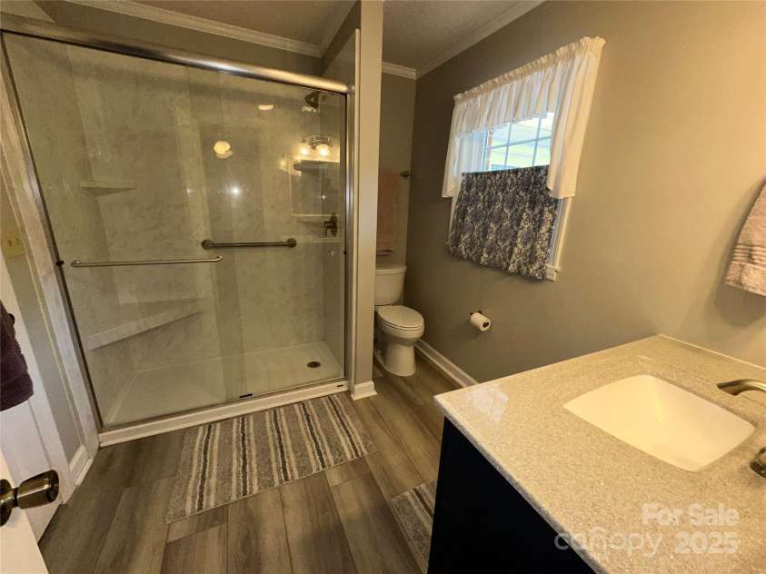 444 Lakeview Drive, Harrisburg, NC 28075.  MLS# CAR4287167, YatesRealty ID 29561. 