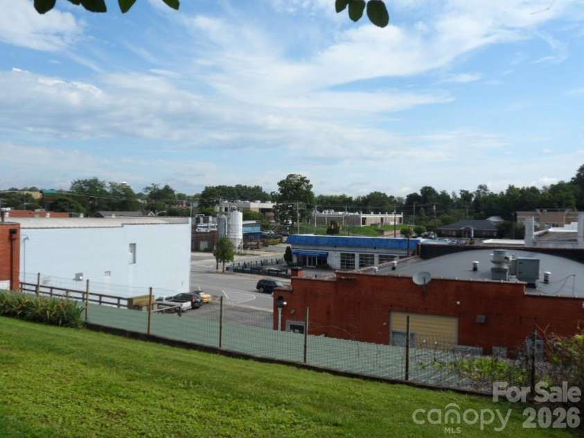 107 Concord Street, Morganton, NC 28655.  MLS# CAR4391954, YatesRealty ID 29562. 