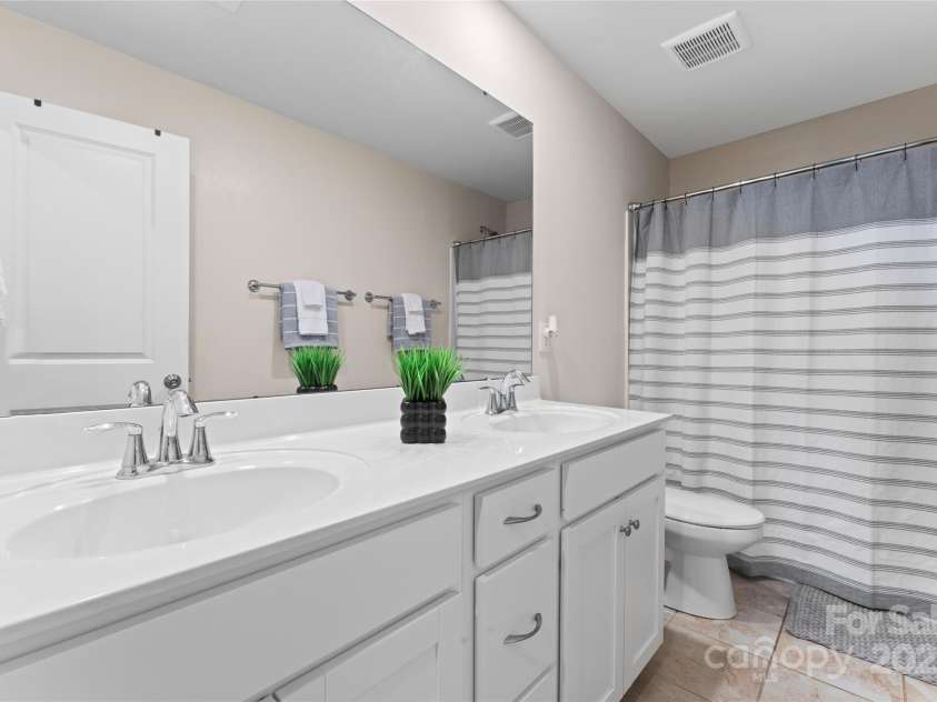 7742 Sea Turtle Way, Lancaster, SC 29720.  MLS# CAR4285392, YatesRealty ID 29562. Full Bath on Second Floor