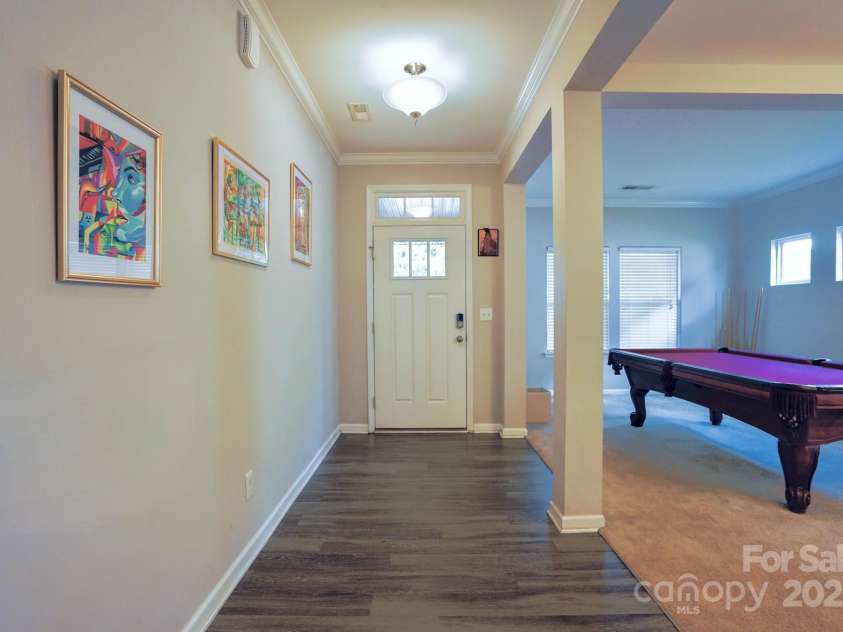 10916 Tower Oak Drive, Charlotte, NC 28269.  MLS# CAR4280677, YatesRealty ID 29565. 