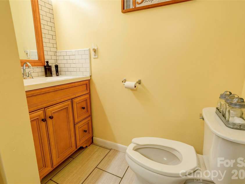110 Greene Drive, Shelby, NC 28150.  MLS# CAR4389404, YatesRealty ID 29565. Bath 1
