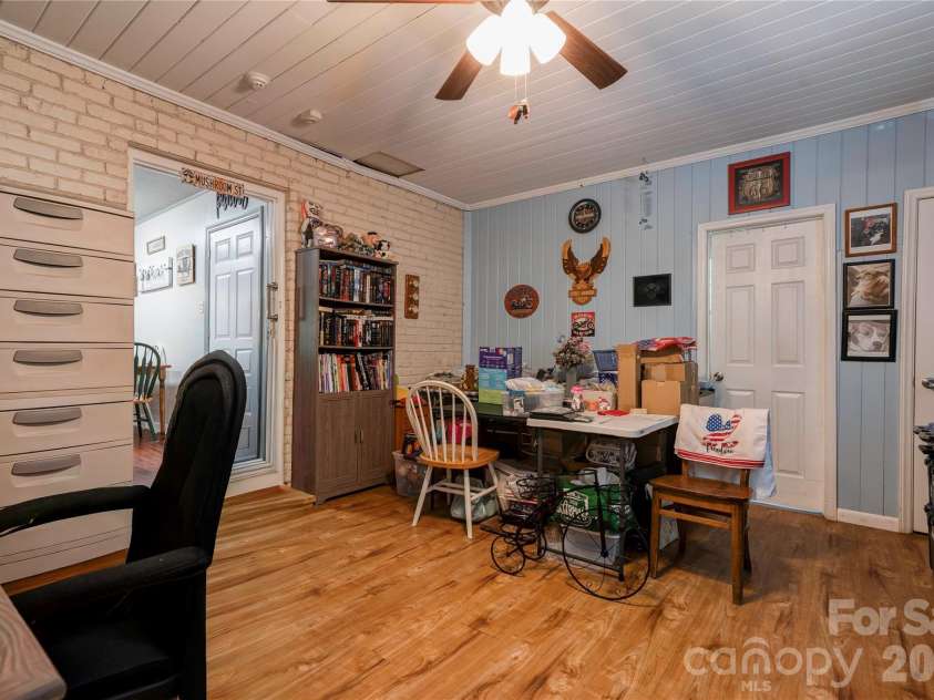 110 Greene Drive, Shelby, NC 28150.  MLS# CAR4389404, YatesRealty ID 29565. Office