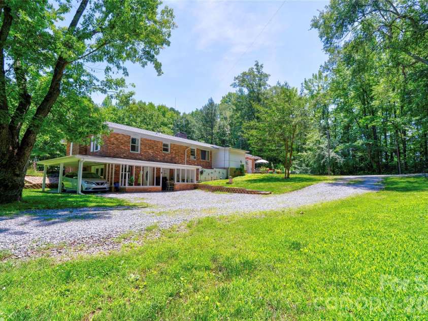 110 Greene Drive, Shelby, NC 28150.  MLS# CAR4389404, YatesRealty ID 29565. Rear