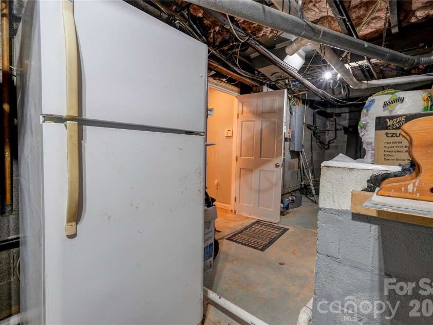 110 Greene Drive, Shelby, NC 28150.  MLS# CAR4389404, YatesRealty ID 29565. Unfinished Basement