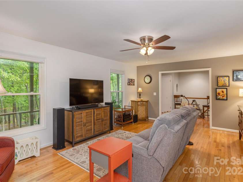 230 Foxwood Drive, Hendersonville, NC 28791.  MLS# CAR4255865, YatesRealty ID 29566. 