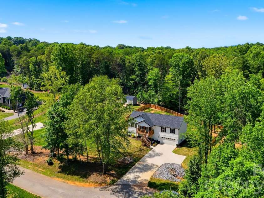 2370 Ellen Street, Granite Falls, NC 28630.  MLS# CAR4404690, YatesRealty ID 29566. 