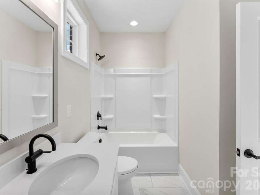 3089 Founding Fathers Drive, Gastonia, NC 28056.  MLS# CAR4389204, YatesRealty ID 29567. 