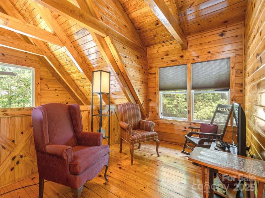 169 Laurel Creek Drive, Hendersonville, NC 28792.  MLS# CAR4284901, YatesRealty ID 29569. 