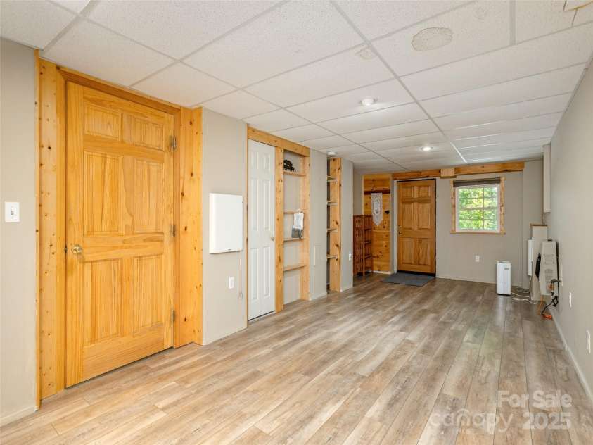 169 Laurel Creek Drive, Hendersonville, NC 28792.  MLS# CAR4284901, YatesRealty ID 29569. 